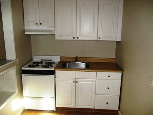 2nd image of 207 La Paloma APT B