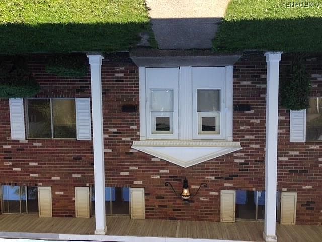 1st image of 604 S Shore Ct
