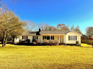 107 Clarendon Dr, Easley, SC 29642