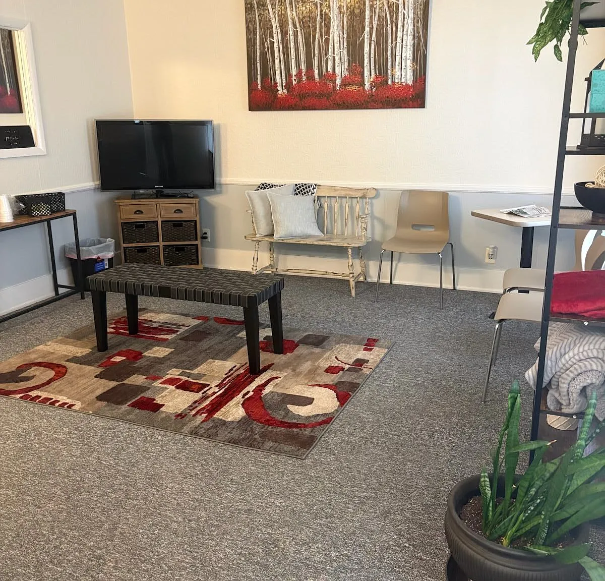 4 bed, 1.0 bath, $1,100 — Photo 1
