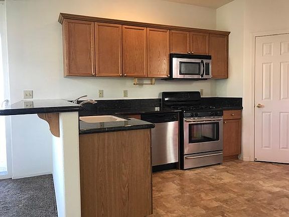 4th image of 3476 Brassie Dr