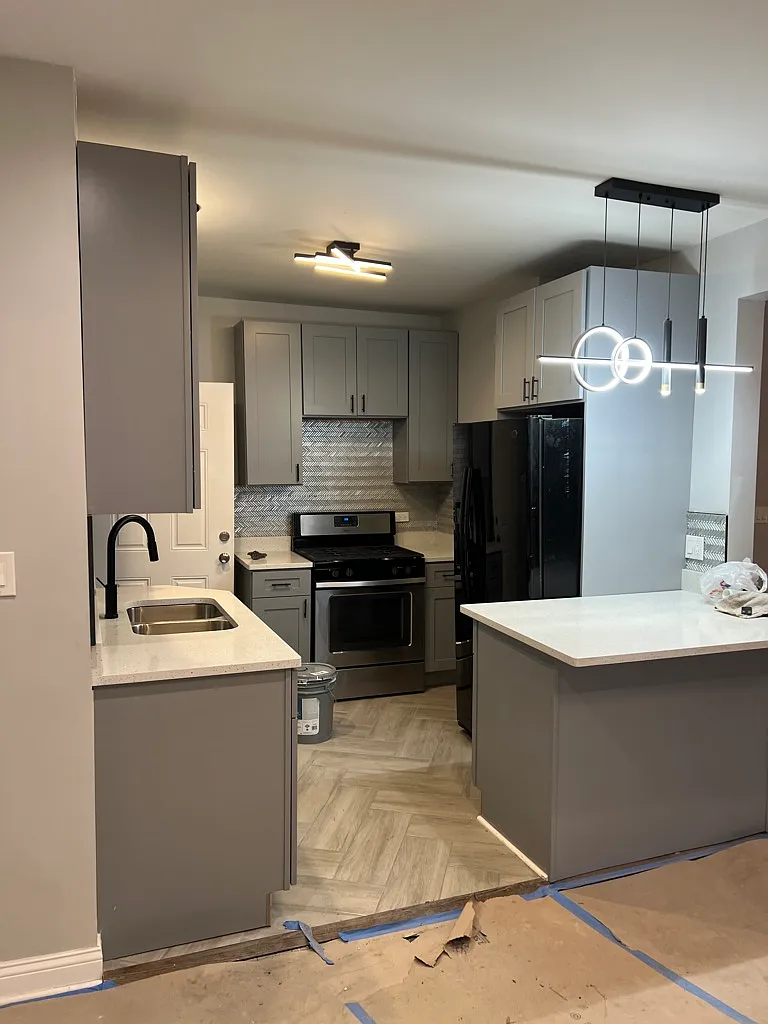 Charming 2-Bedroom For Rent In Chicago's Chatham -Fully Renovated — Photo 3