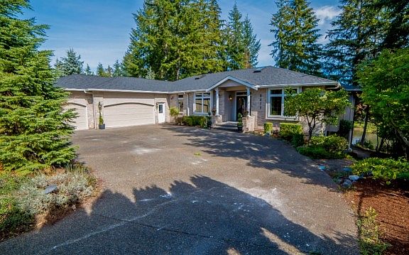 2nd image of 5473 Turnberry Pl SW