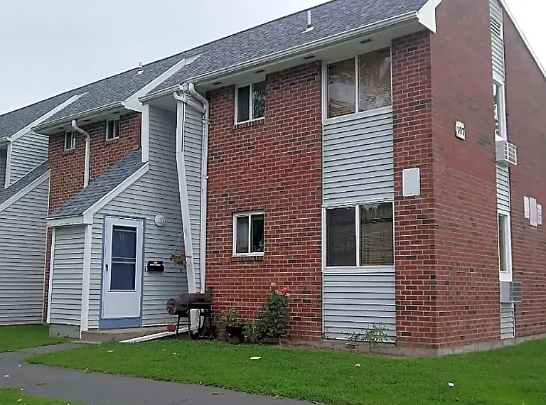 Piper Brook Apartments — Photo 1