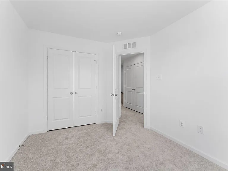 501 Fontana Cir — Photo 24