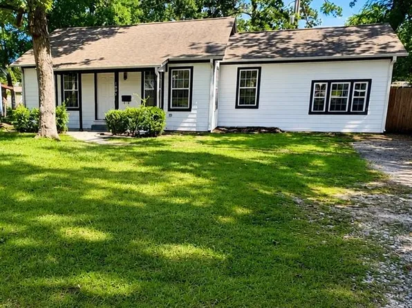 1007 Cowan Ave, Conroe, TX 77301