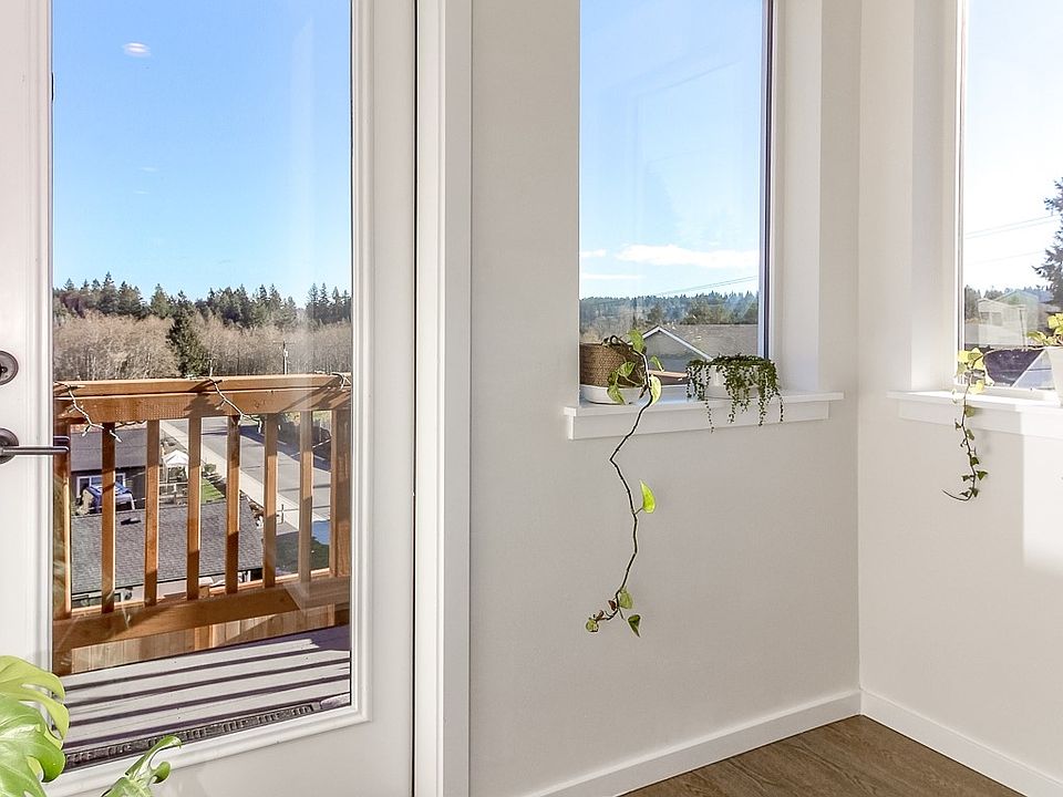 10098 Kings Landing Ave NW Bremerton WA Zillow