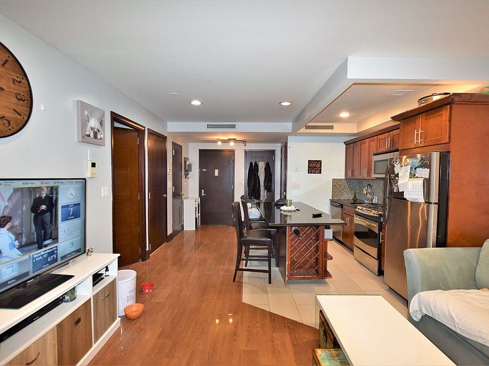 1st image of 2381 Ocean Ave Ste 1