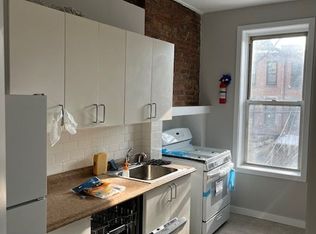 488 7th St #2, Brooklyn, NY 11215