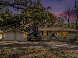 7315 E River Rd, Minneapolis, MN 55432