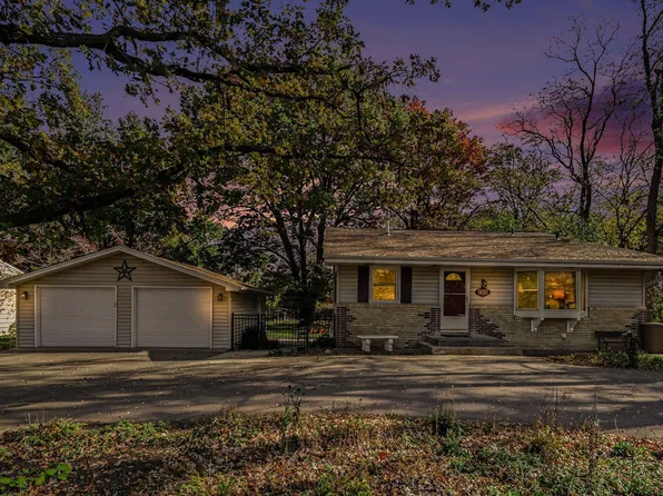 7315 E River Rd, Minneapolis, MN 55432