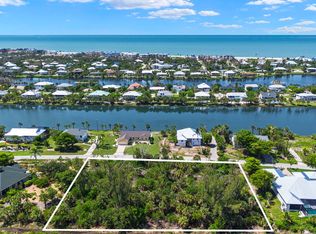 554 Lake Murex Cir, Sanibel, FL 33957