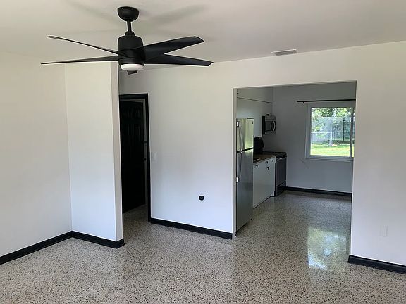 4th image of 416 Kentucky Ave #416