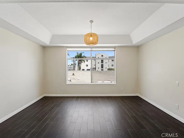 4313 Van Nuys Blvd #203 — Photo 11