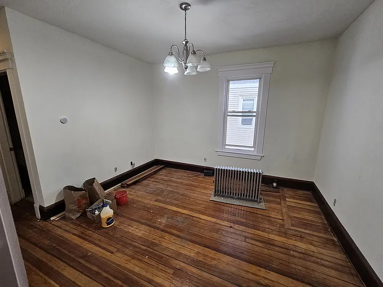 14 Gibson St #3 — Photo 12