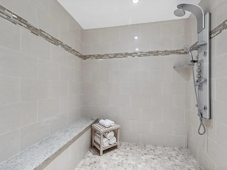 1822 Harcum Way #1 — Photo 24
