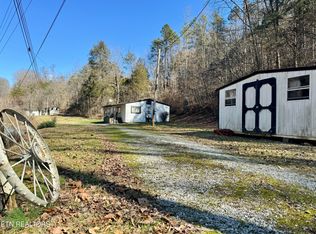 107 Cape Norris Rd, New Tazewell, TN 37825