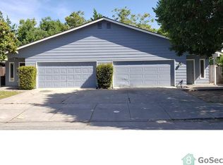 165 W 9th St, Gilroy, CA 95020