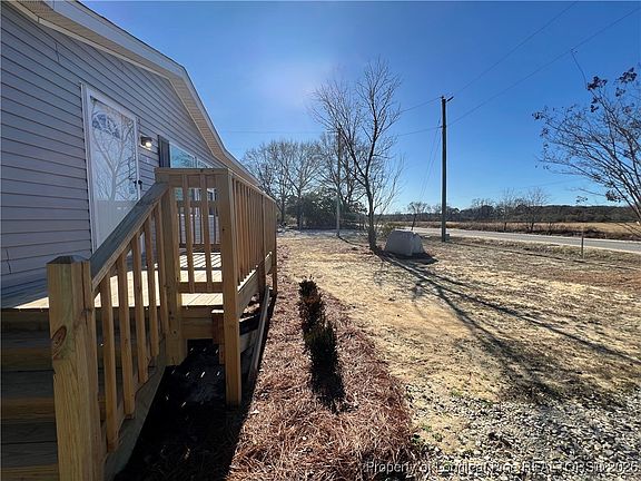 2nd image of 801 Horseshoe Rd