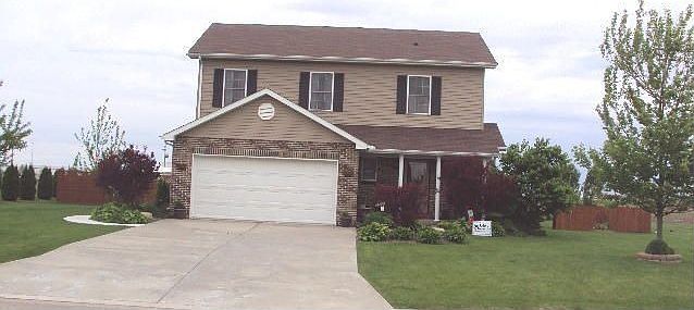 1st image of 607 Lake Dr