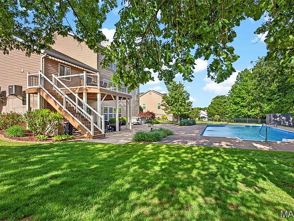 2nd image of 262 Three Cedars Dr