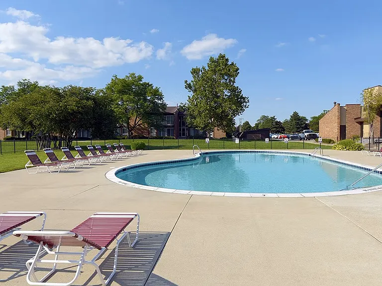Parkview Village Apartments — Photo 4