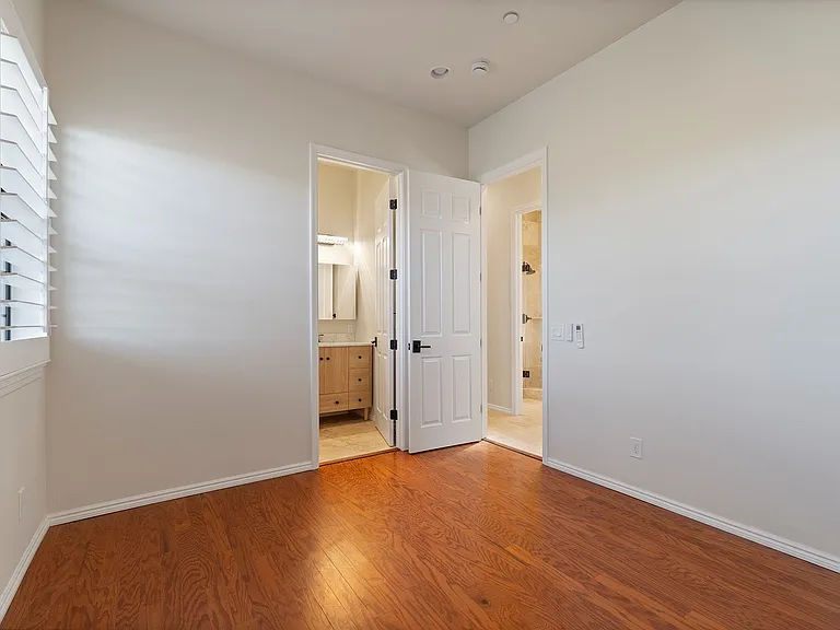 37430 Leta Dr — Photo 12