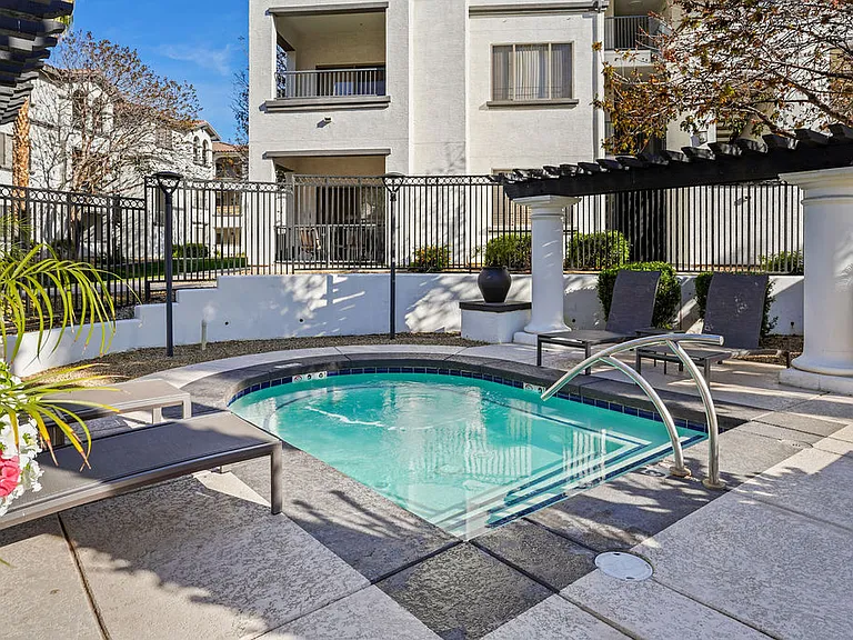 Serafina Apartment Homes — Photo 8
