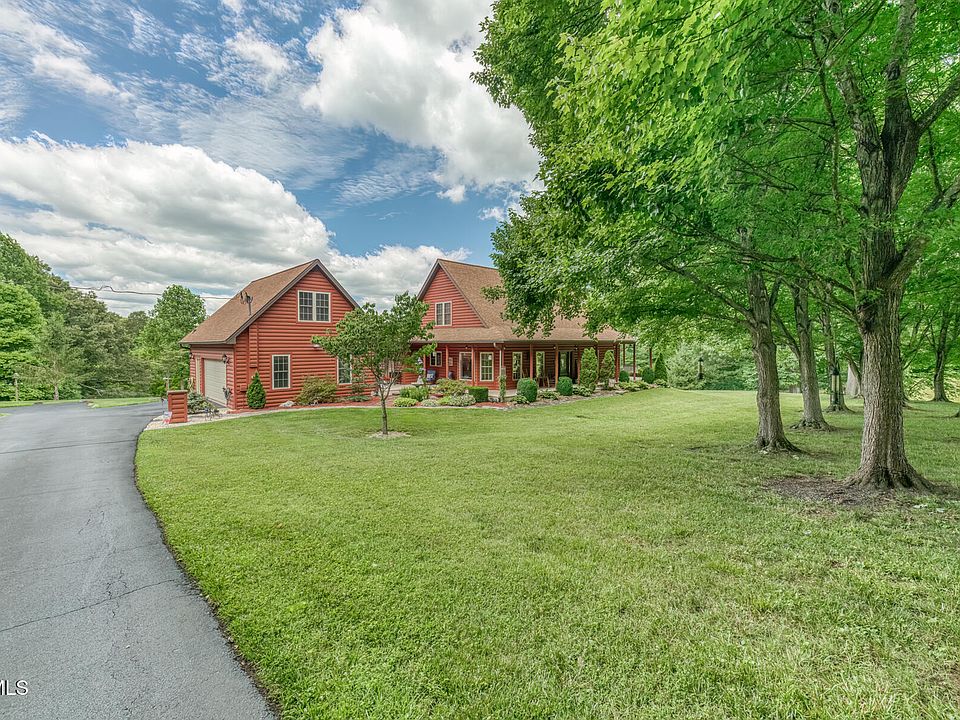 1st image of 167 Country Acres Dr
