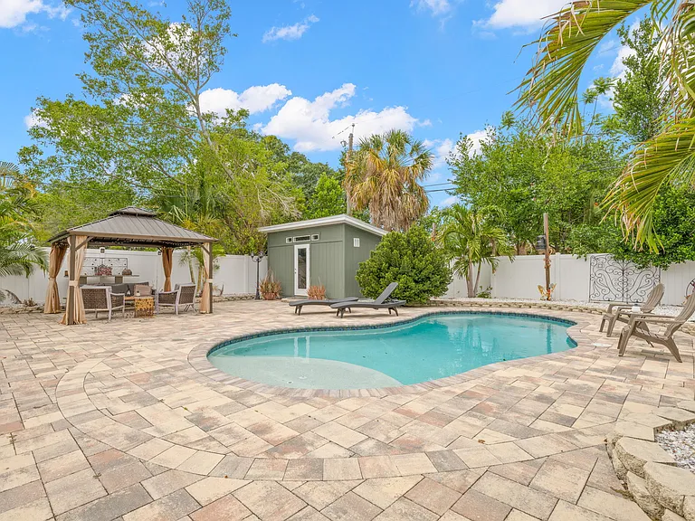 10437 Cirimoya Ln — Photo 4