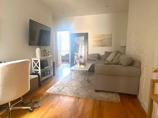 Rented by Corcoran | media 11