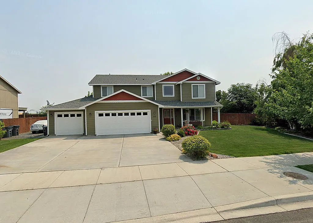 2125 Perch Ave photo 1
