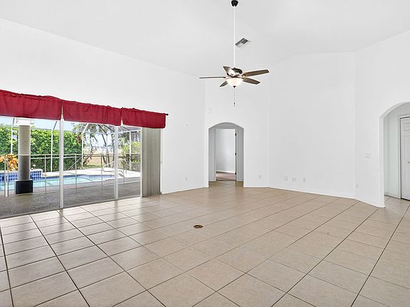 3rd image of 2007 SW 43rd Ter