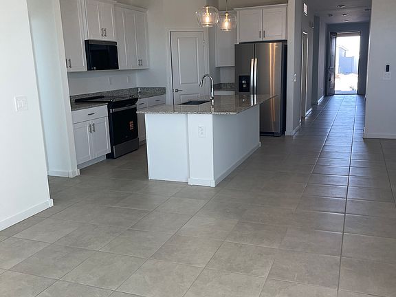 3rd image of 7489 E Cozy Cottage Ln