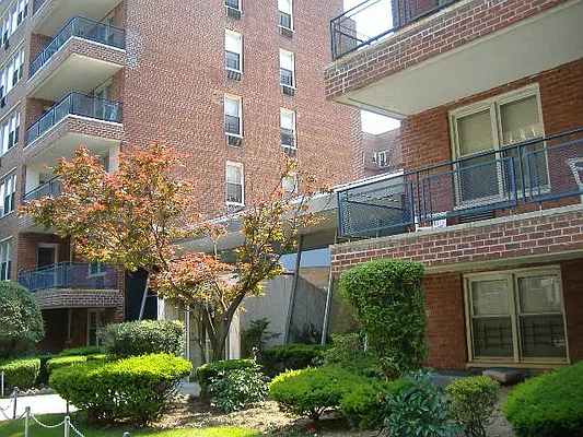 Rented by D S J Realty LLC | media 4