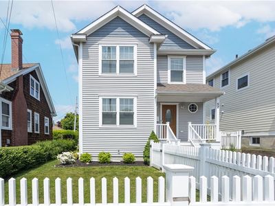 52 Bedlow Ave, Newport, RI, 02840