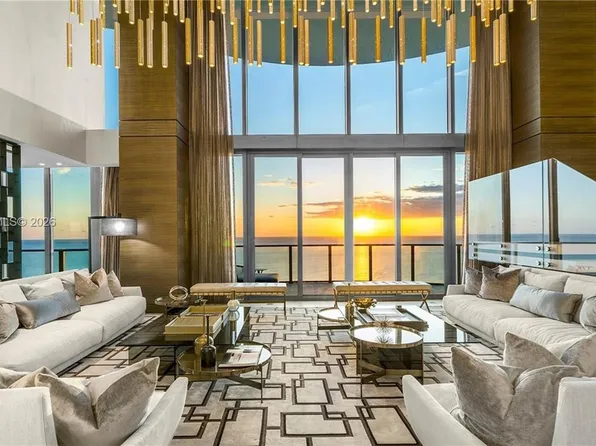 19575 Collins Ave Penthouse 43, Sunny Isles Beach, FL 33160