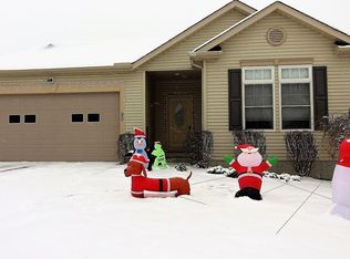 90 Quartz Ave, Peninsula, OH