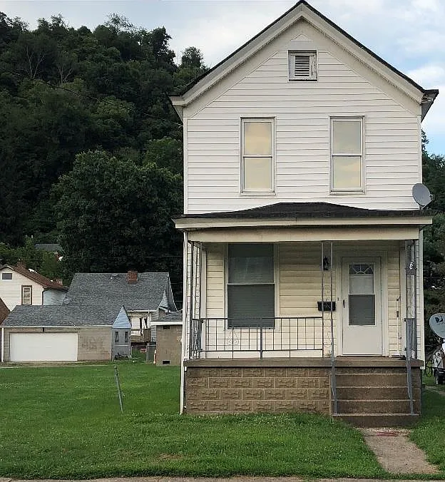 303 Kruger St photo 1