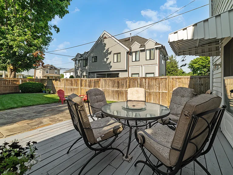 149 New Haven Ave — Photo 15