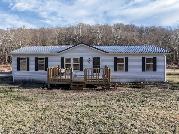 3750 Cannelville Rd, Roseville, OH 43777