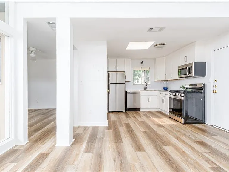 346 Carpenter Dr #20 — Photo 24