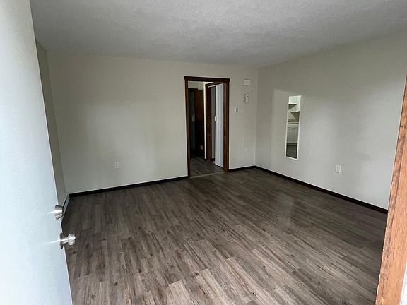 Living Area - Main Room