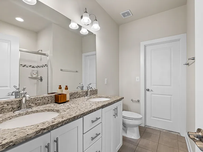 9780 Fields Rd — Photo 18