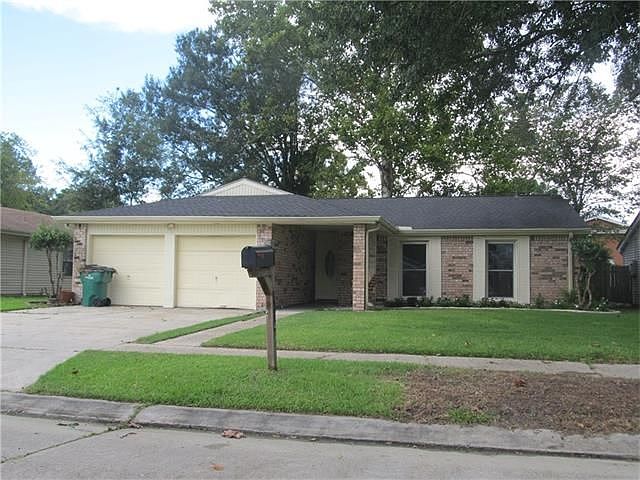 1st image of 2404 Timbers Dr