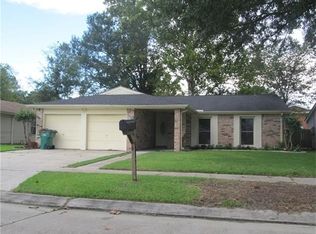 2404 Timbers Dr, Harvey, LA 70058