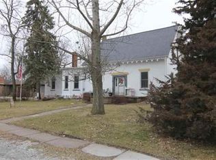 534 N Mississippi St, Blue Grass, IA