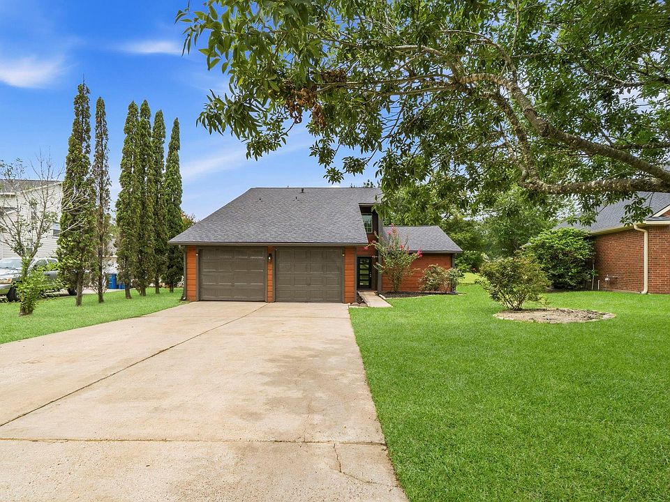 1st image of 12632 Lake Vista Dr