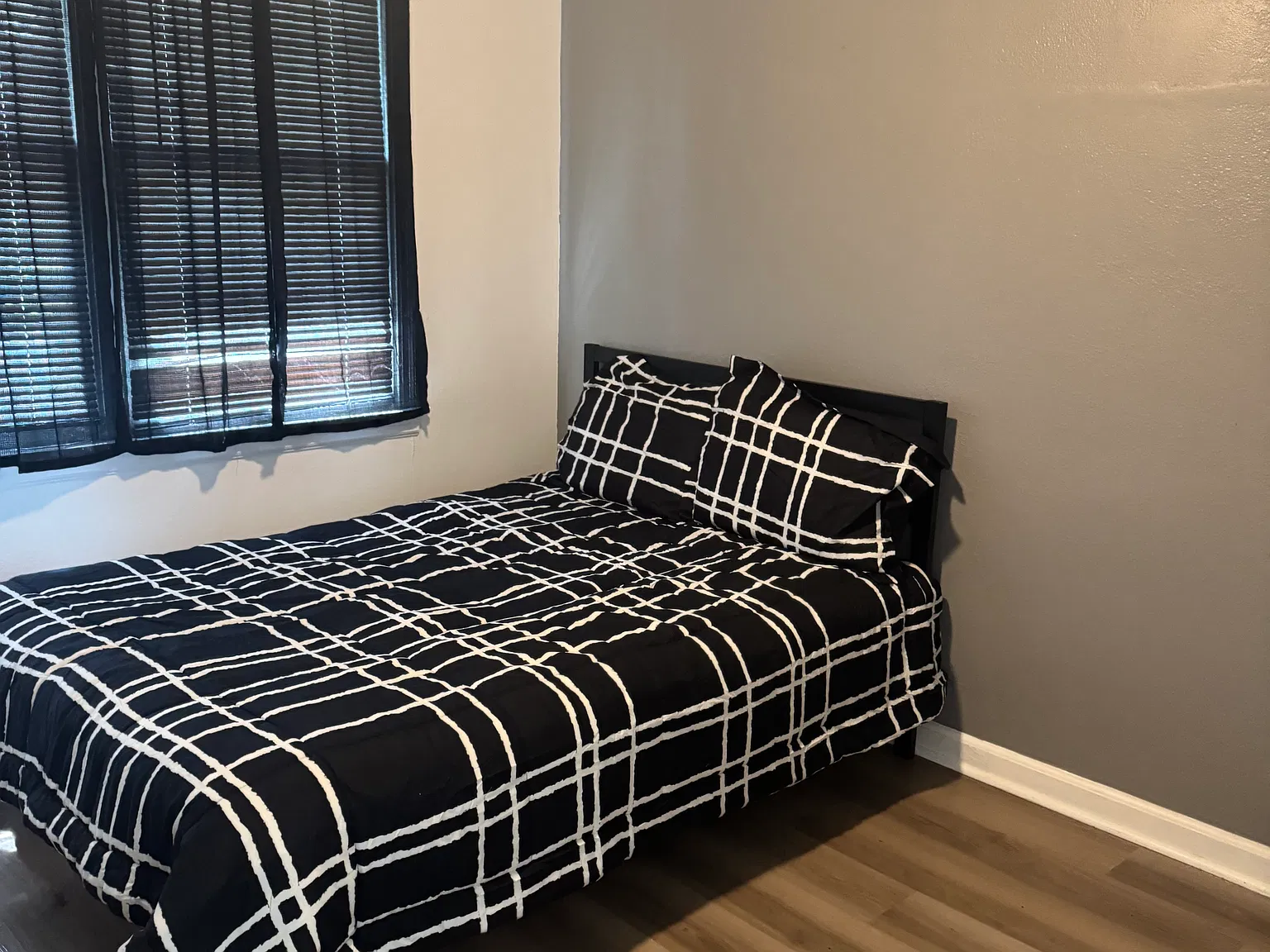 1 bed, $1,350 — Photo 4