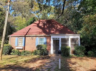 1098 Oak Knoll Trl, Atlanta, GA 30315